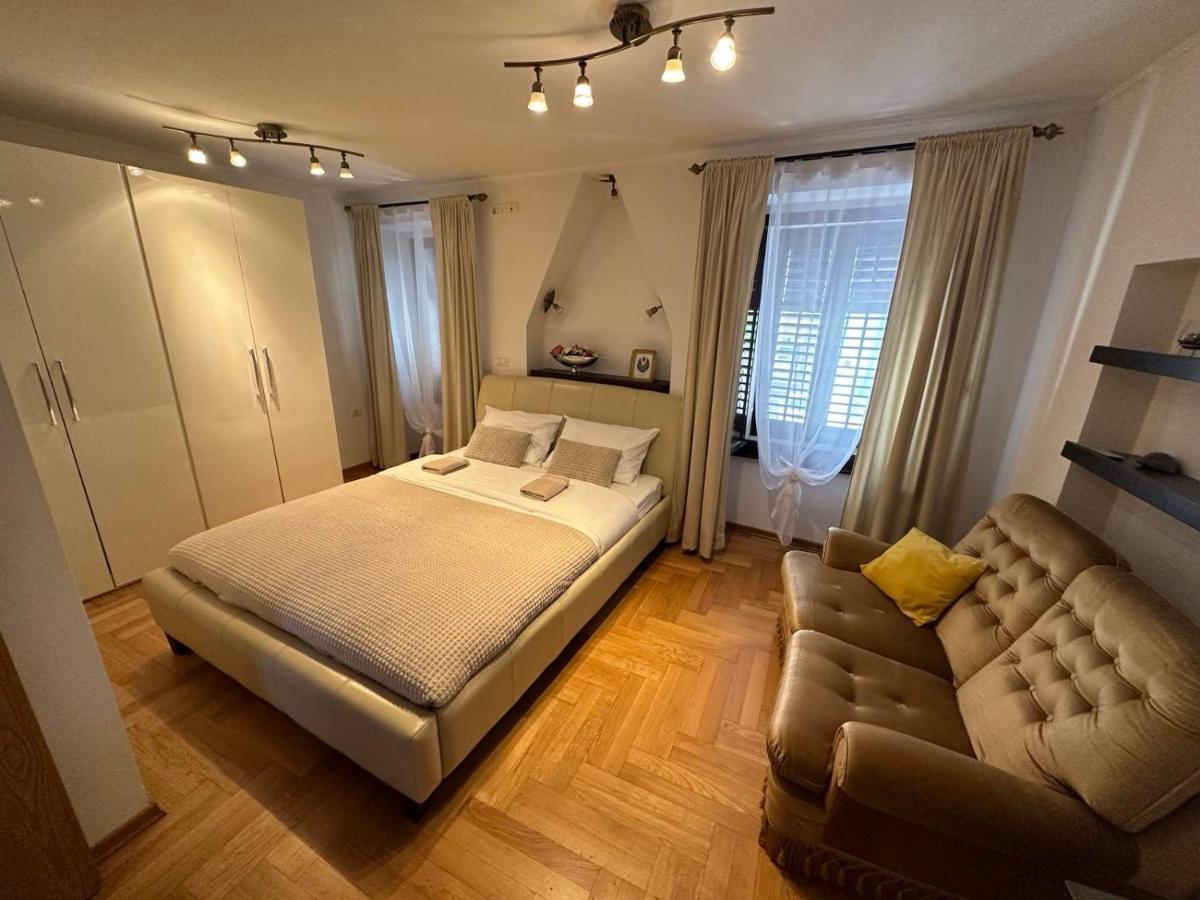 First Row To The Sea - Maremi Izola Apartment Terrace Bagian luar foto